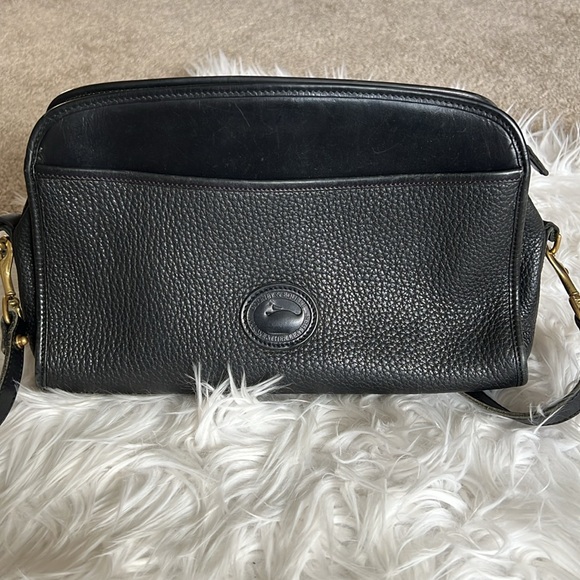 Vintage Dooney & Bourke Pebbled Black All Weather Leather Shoulder Crossbody Bag - Picture 1 of 17